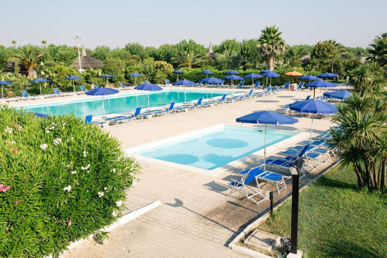 African Beach Hotel-Residence Manfredonia Exterior foto